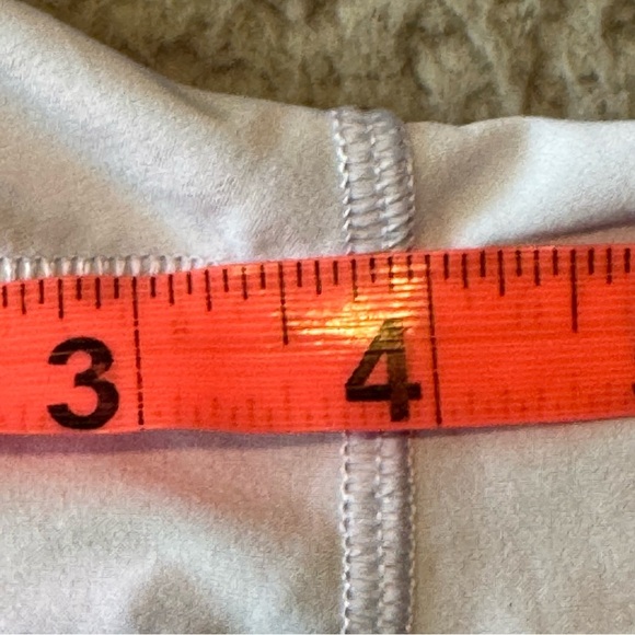 Lululemon Hotty Hot High-Rise Lined Short 4" Pastel Blue Size 6 Running - Picture 12 of 12